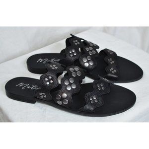 Matisse Wide Eyed Studded Leather Slide Sandals Black 9M